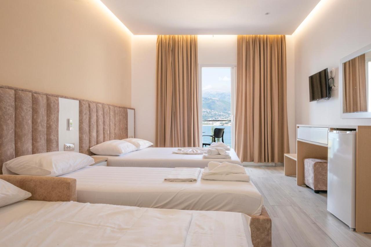 Seaside Hotel Himare Exterior photo